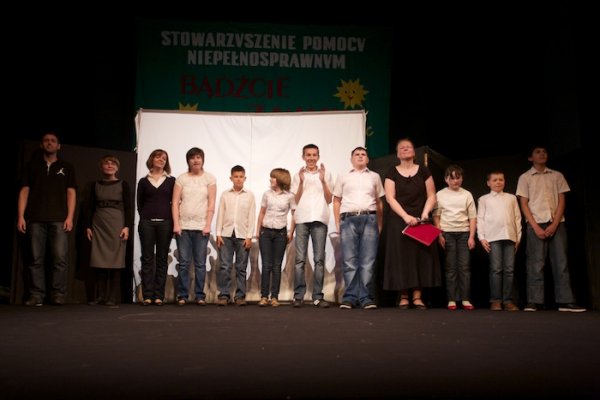 bagatela 2012 aktorzy